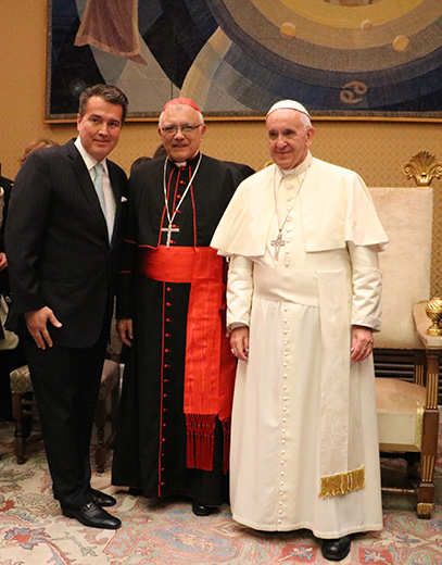 Rene Sotelo, left, poses with Baltazar Enrique Porras Cardozo, a Roman Catholic cardinal, and Pope Francis recently during a trip to Rome. (Photo/Courtesy Rene Sotelo)
