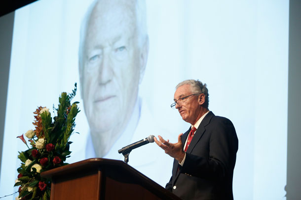 Professor Sean O’Brien Henderson, MD, told the audience that his father was “proud to be a member of the Trojan Family.”