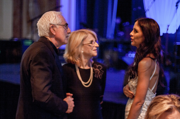 Medical expert Art Ulene, who is a USC Norris Ambassador, and his wife, Priscilla, chat with Carla Baker at the USC Norris Gala.