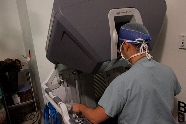 USC Verdugo Hills Hospital has acquired a da Vinci Surgical System Robot for minimally invasive, robotic-assisted prostatectomies. 