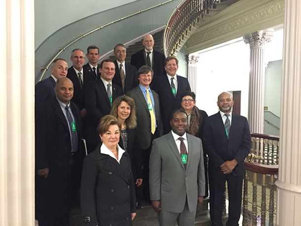 Members of the Oncology Research Information Exchange Network (ORIEN), which include Stephen B. Gruber, director of the USC Norris Comprehensive Cancer Center, met with White House senior officials to discuss how the group can serve as a model for nationwide collaboration in the moon shot to end cancer.