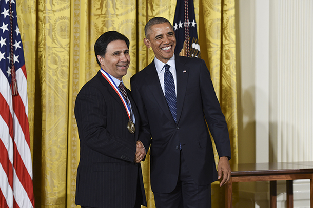 Mark Humayun, MD, PhD, shakes hands with President Barack Obama after receiving the National Medal of Technology and Innovation during a ceremony May 19, 2016, at the White House.