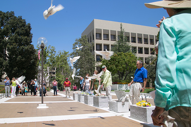 Doves are released during the USC Norris Comprehensive Cancer Center’s 26th annual Festival of Life celebration, held June 4, 2016, at Pappas Quad on the Health Sciences Campus.