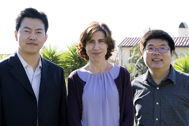 From left, USC School of Pharmacy assistant professors Yong (Tiger) Zhang, Houda Alachkar and Jiangming Xie were among the awardees at the STOP CANCER 26th Annual Educational Forum and Research Awards Dinner.