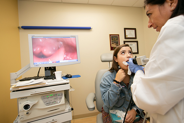 A student from the USC Thornton School of Music undergoes a procedure during a free vocal health screening held Sept. 28 by the USC Voice Center.