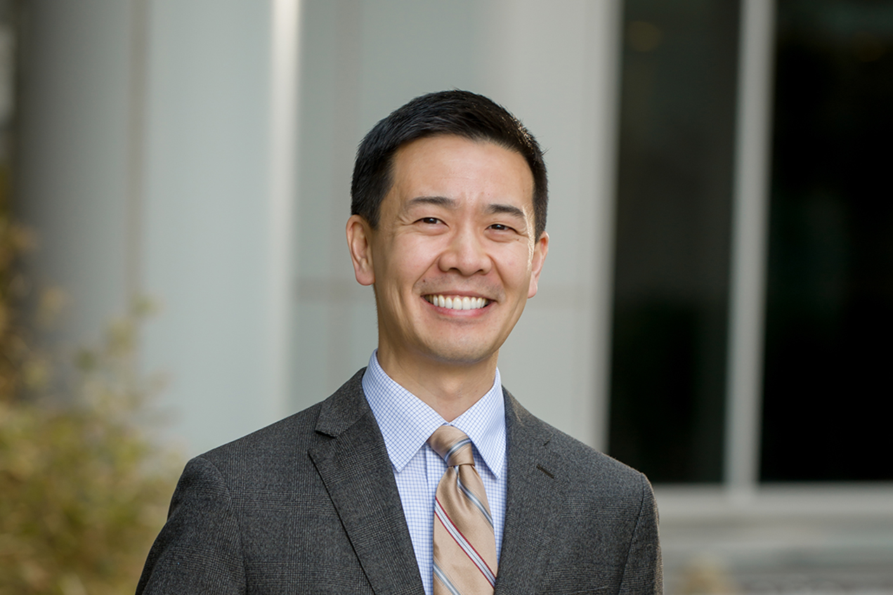 Under David Peng's guidance, Keck Medicine of USC has become a recognized national leader in preventing, diagnosing and treating skin-related drug reactions. 
