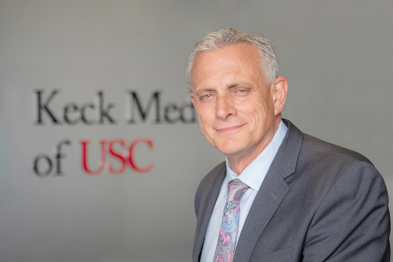 As USC’s first senior vice president for health affairs, Steve Shapiro oversees clinical operations at Keck Medicine of USC and research and medical training at the Keck School of Medicine of USC.