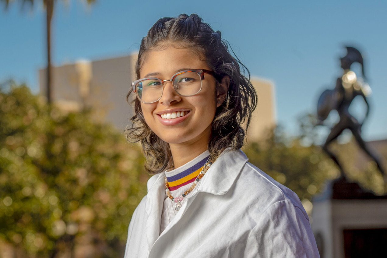 Selah Kitchiner, a junior psychology student at USC and a liver transplant recipient, advocates for organ donorship, particularly among the Black community.  