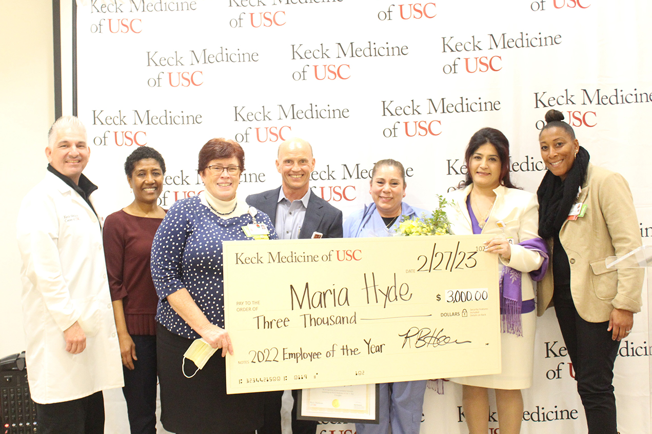 As part of the honor, Keck Medicine of USC leaders presented Maria Hyde, CNA, with a $3,000 prize.